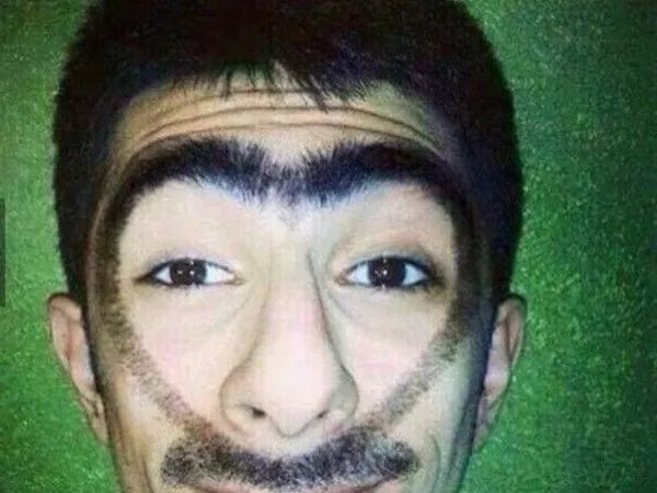 Awful Eyebrows (25 pics)