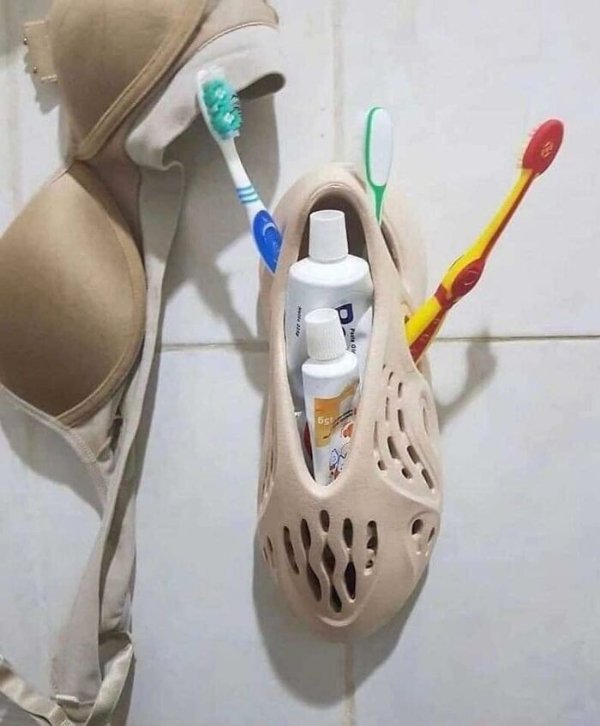 Strange Finds And Situations (42 pics)