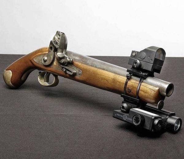 What Is Going On Here? (34 pics)