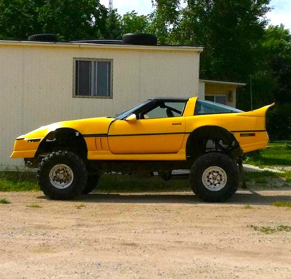What Is Going On Here? (34 pics)