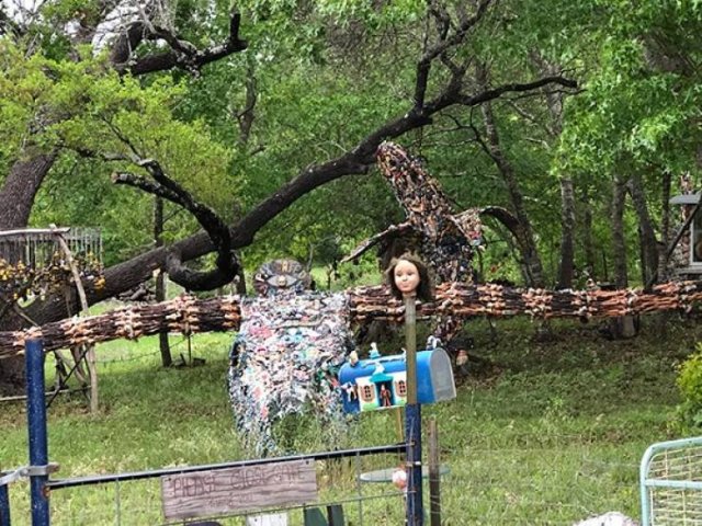 Strange Finds (44 pics)