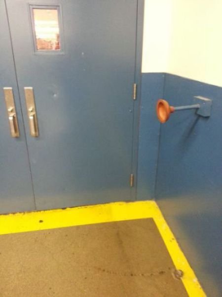 Redneck Inventions And Repairs (50 pics)