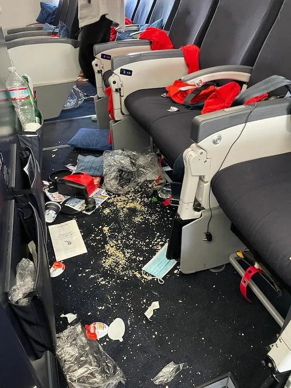 Annoying Finds And Situations (26 pics)