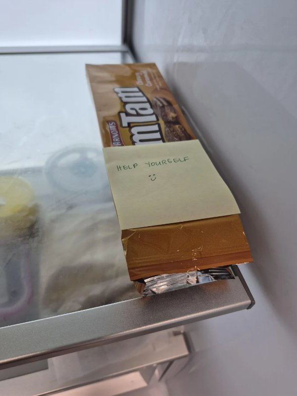 Annoying Finds And Situations (26 pics)