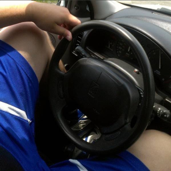 Problems Of Tall People (14 pics)