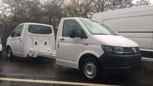 Awful Cars And Drivers (32 pics)