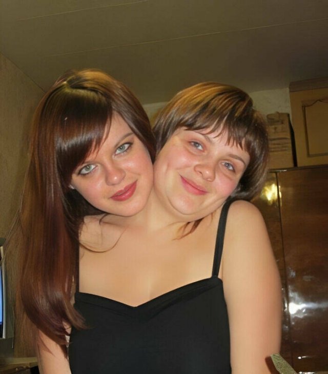 What Is Going On Here? (15 pics)