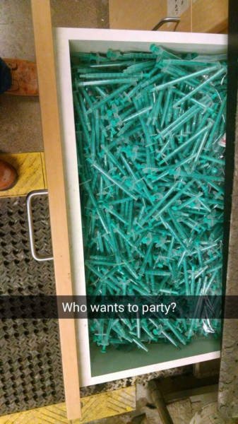 Funny Work Photos (64 pics)