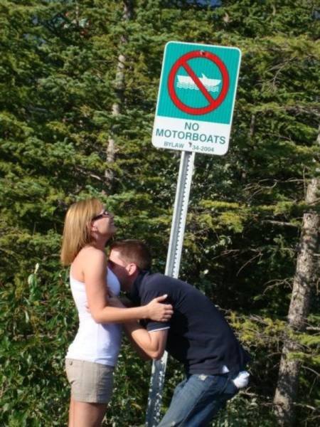 They Don't Care About The Rules (52 pics)