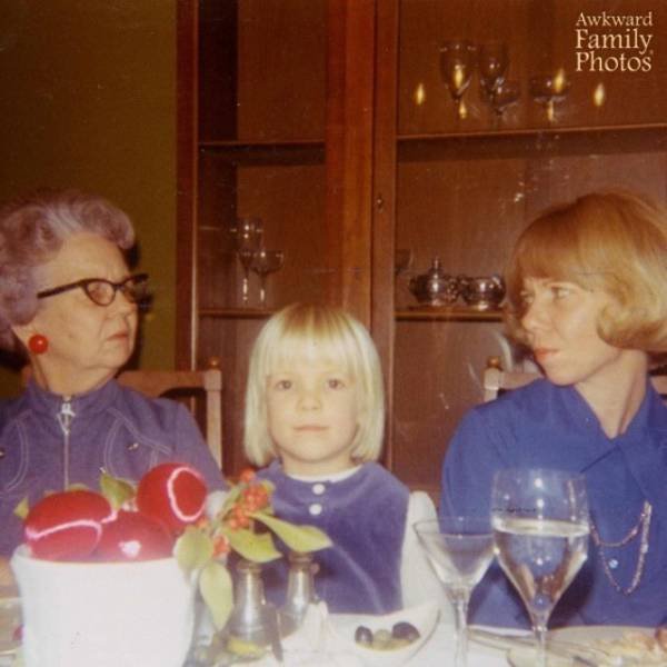 Awkward Family Photos (24 pics)