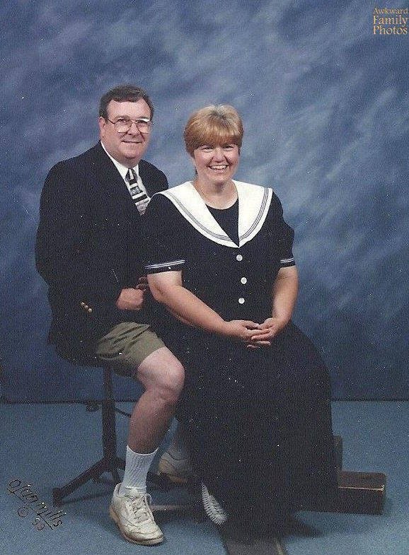 Awkward Family Photos (24 pics)