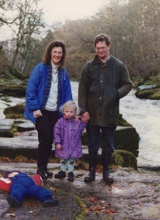 Awkward Family Photos (24 pics)