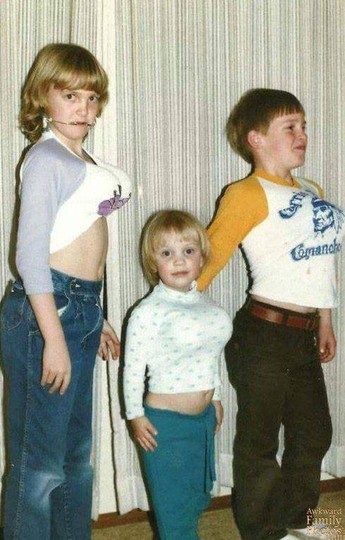 Awkward Family Photos (24 pics)