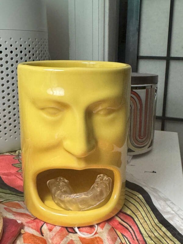 Cool Finds In Thrift Shops (25 pics)