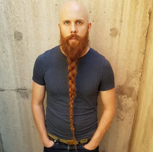 Men With And Without Beards (18 pics)