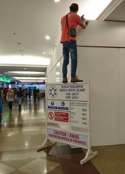 They Don't Care About Safety (44 pics)