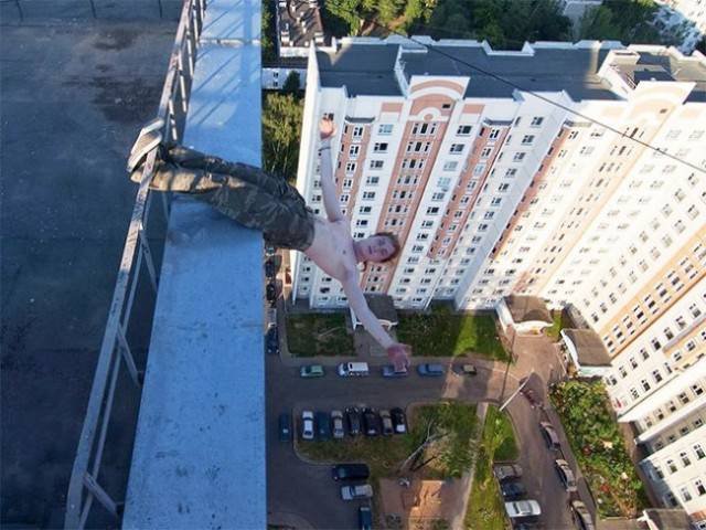 They Don't Care About Safety (44 pics)
