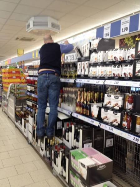 They Don't Care About Safety (44 pics)
