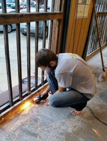 They Don't Care About Safety (44 pics)