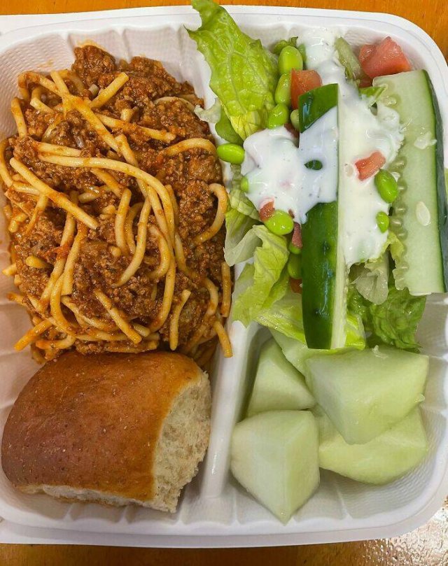 School Lunches In Different Countries (26 pics)