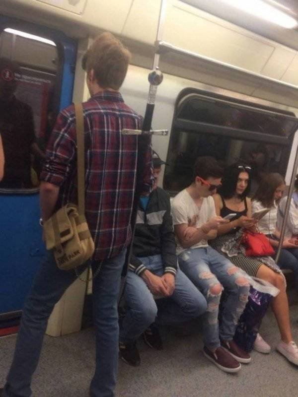 Strange People In The Subway (44 pics)