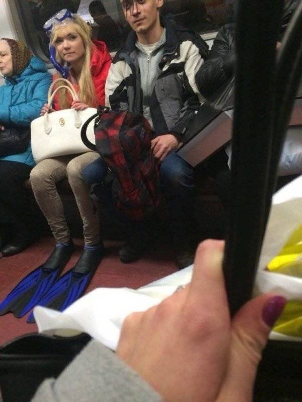 Strange People In The Subway (44 pics)