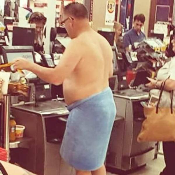 What Is Going On Here? (45 pics)
