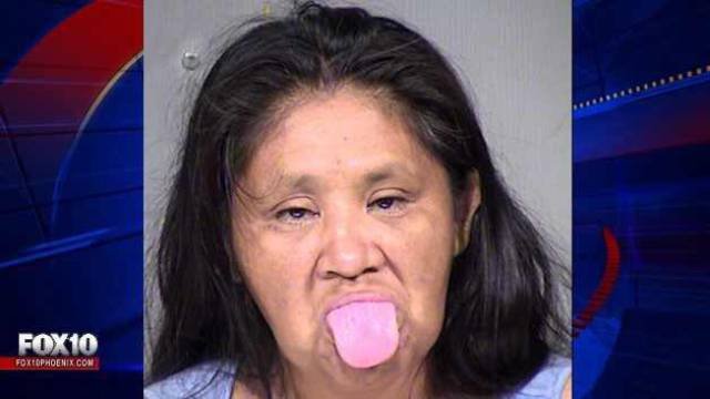 What Is Going On Here? (45 pics)
