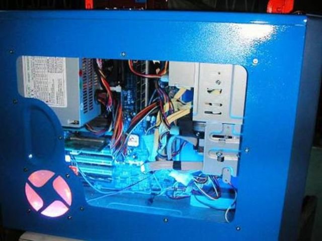 Awesome Custom PC Case Designs (45 pics)