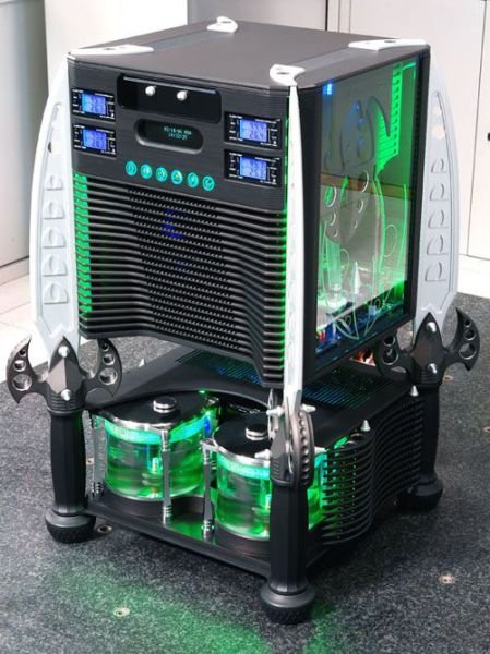 Awesome Custom PC Case Designs (45 pics)
