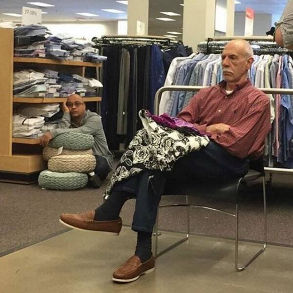Men Waiting For Their Girls (21 pics) Men Waiting For Their Girls (21 pics)