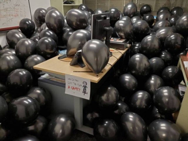 Funny Work Photos (50 pics) Funny Work Photos (50 pics)