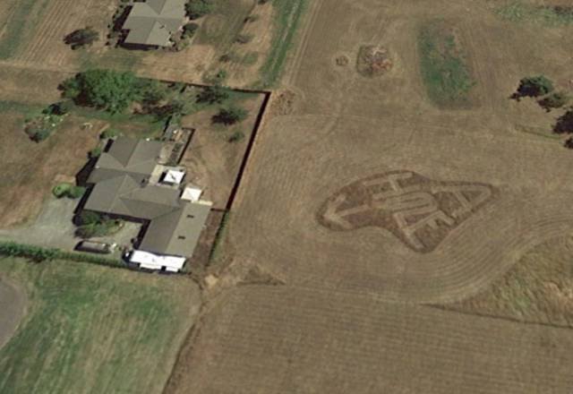 Unusual Finds On Google Maps (14 pics)
