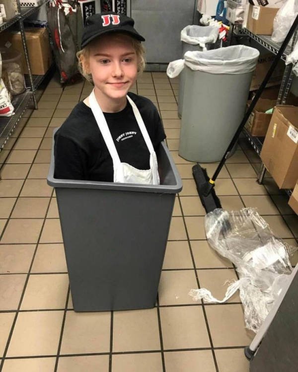 Funny Work Photos (50 pics) Funny Work Photos (50 pics)
