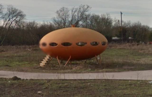 Unusual Finds On Google Maps (14 pics)
