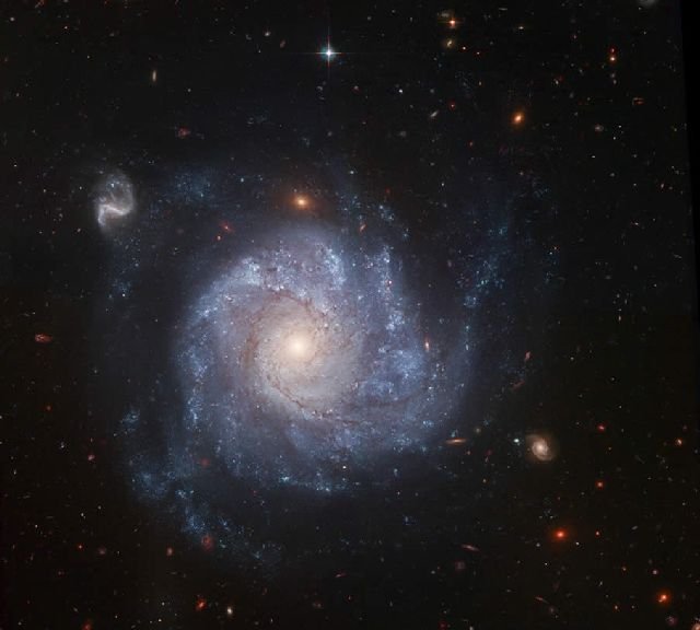 Amazing Photos Of The Universe (47 pics)