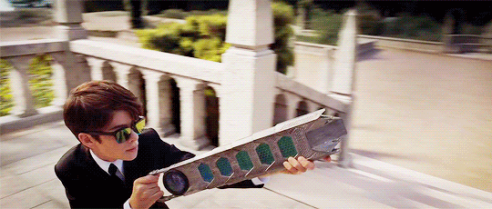 People Talk About The Worst Movies Of Their Lives (17 gifs)