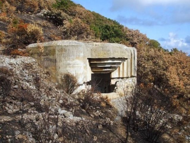 Abandoned Military Bases (18 pics)