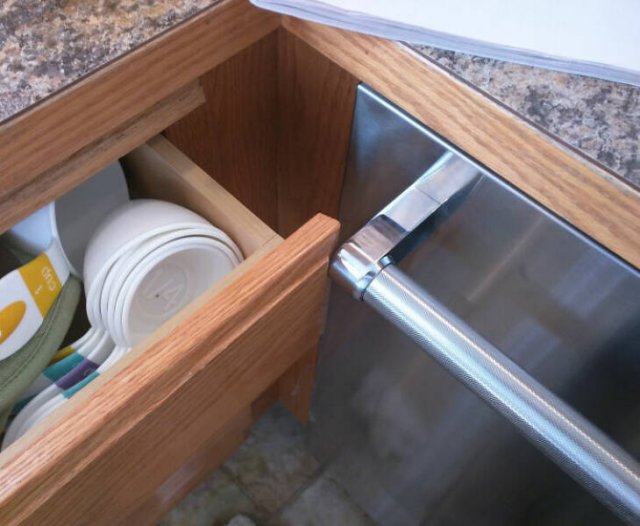 Failed Home Renovation (25 pics)