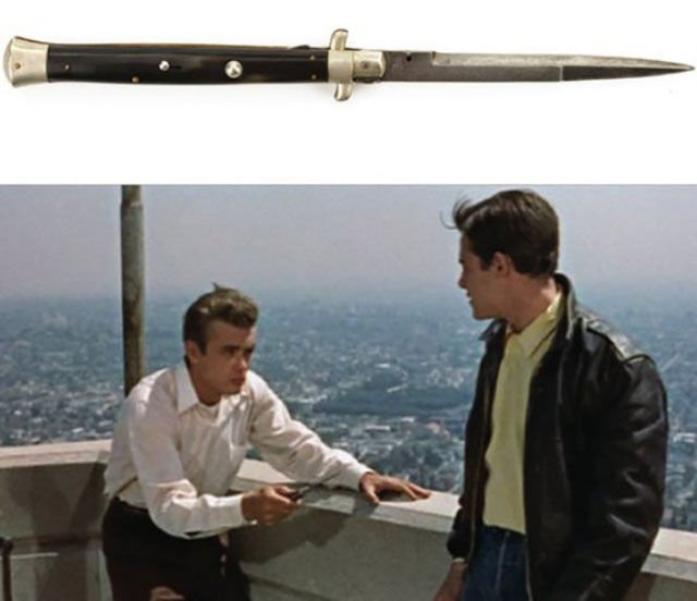 Sold Props From Popular Movies (33 pics)