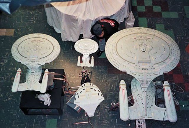 Sold Props From Popular Movies (33 pics)