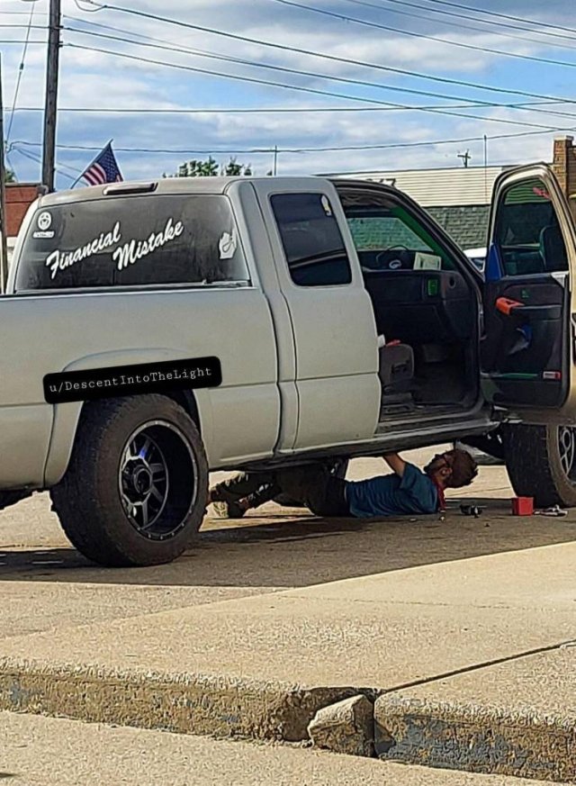 Bad Days Happen (48 pics)