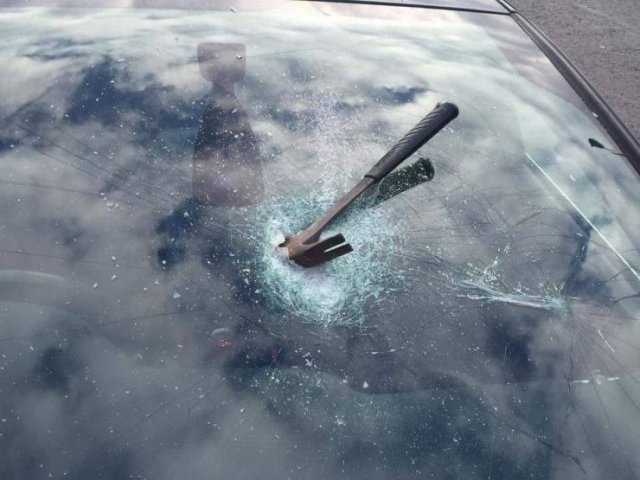 Bad Days Happen (48 pics)