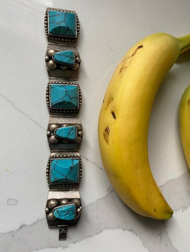 Impressive Metal Detector Finds (20 pics)