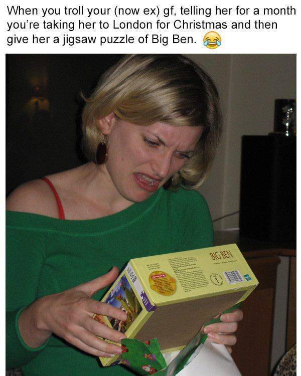 Strange Presents (28 pics)