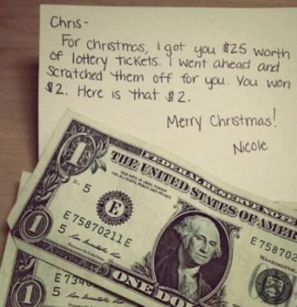 Strange Presents (28 pics)