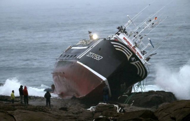 Bad Days Happen (48 pics)