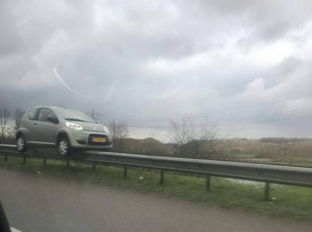 Bad Days Happen (48 pics)