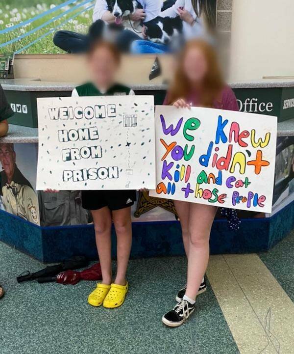 Funny ''Welcome Home'' Signs (21 pics)