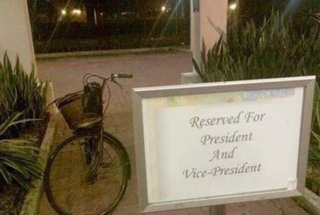 Strange Bicycle Parking (20 pics)